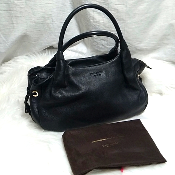 kate spade Handbags - FLASH SALE!! Kate Spade Leather Shoulder Bag Gently Used